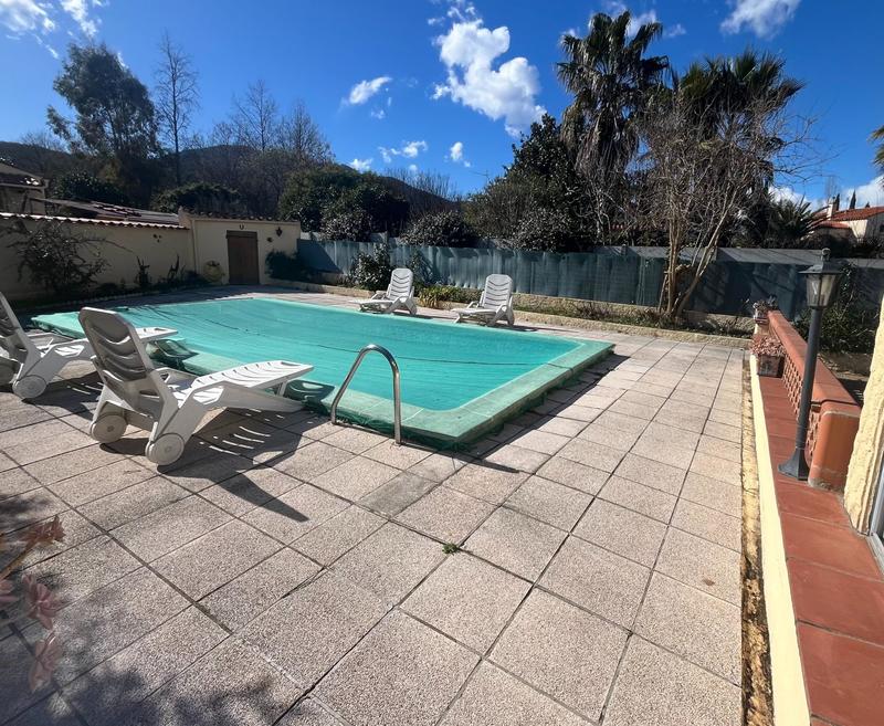 Maison - 117 m² - 6 pièces