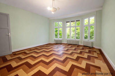 Maison - 190 m² - 13 pièces