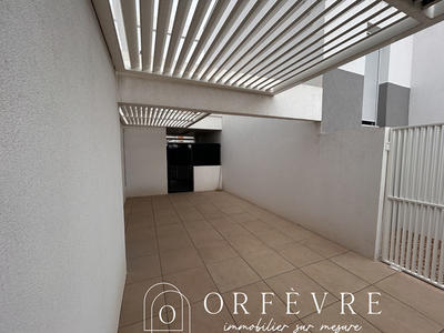 Appartement - 82 m² - 3 pièces