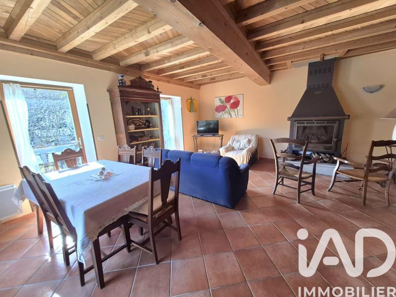 Maison de village - 116 m² - 6 pièces