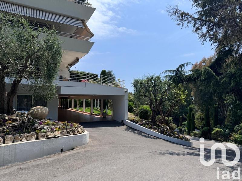 Appartement - 80 m² - 3 pièces