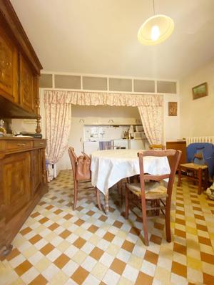 Maison - 82 m² - 4 pièces