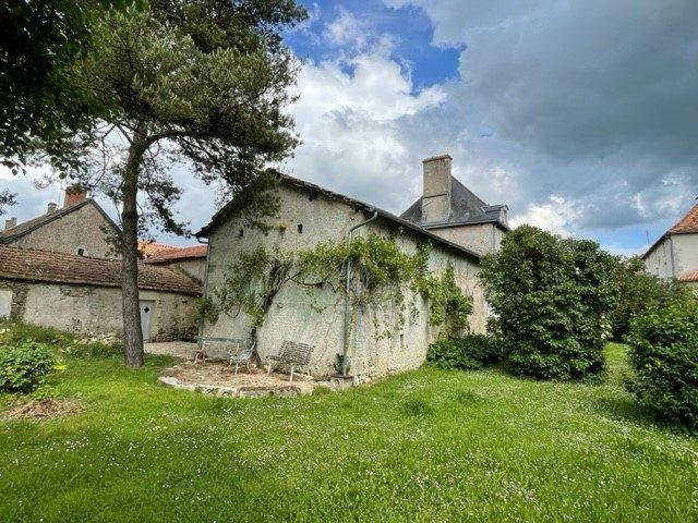 Maison - 163 m² - 7 pièces