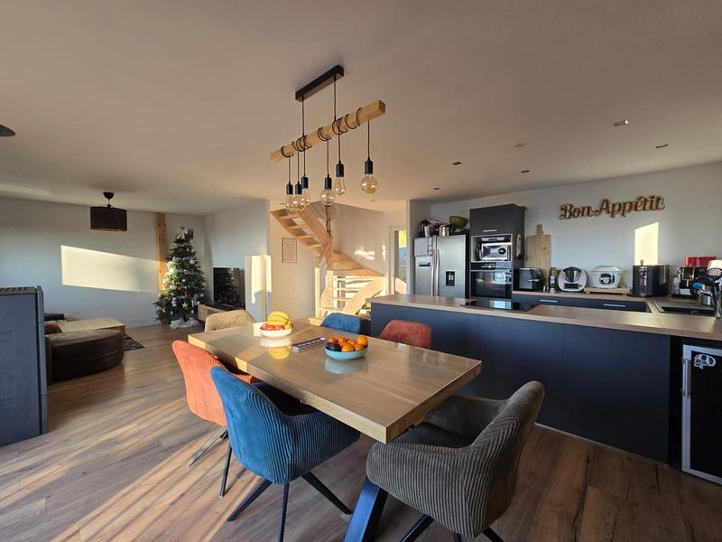 Maison - 132 m² - 7 pièces