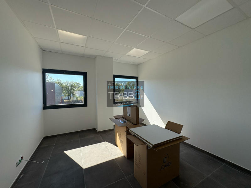 Local commercial - 290 m²