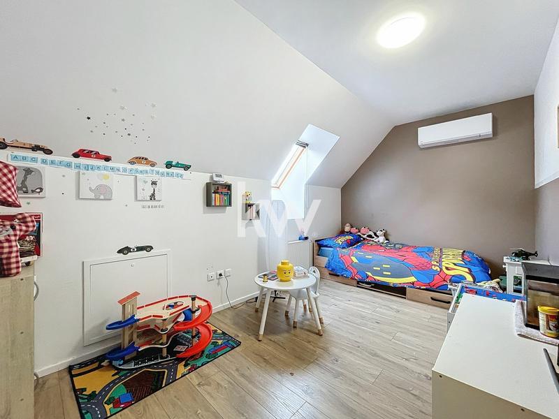 Pavillon - 102 m² - 6 pièces