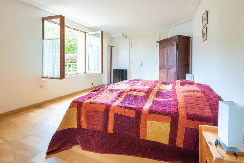 Maison - 160 m² - 7 pièces