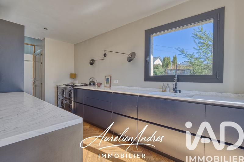 Maison - 190 m² - 8 pièces