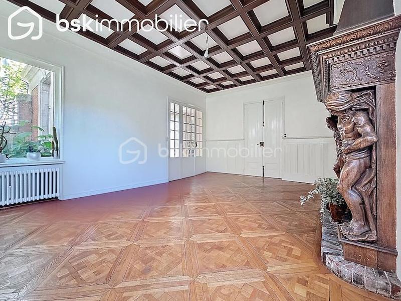 Maison de maîtres - 305 m² - 10 pièces