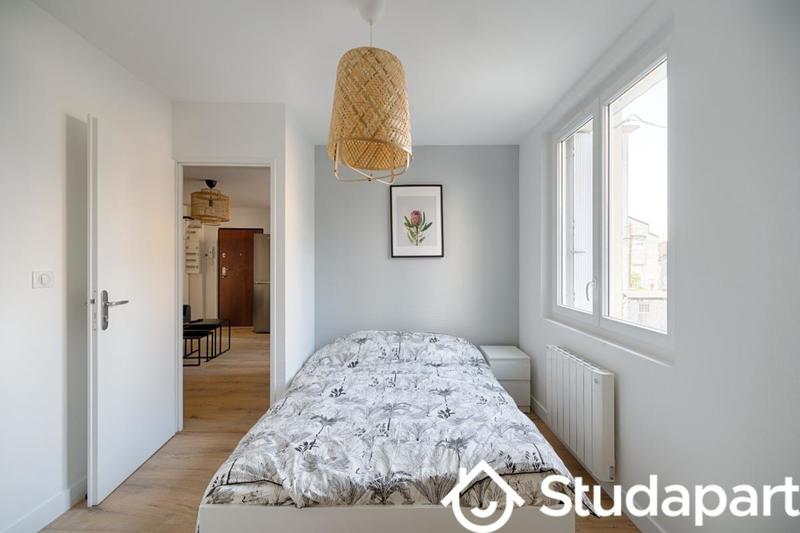 Chambre - 10 m² - 1 pièce