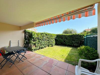 Studio - 30 m² - 1 pièce