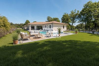 Maison - 160 m² - 5 pièces