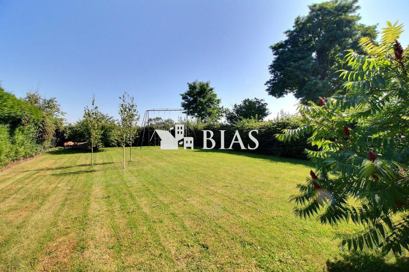 Maison ancienne - 258 m² - 15 pièces