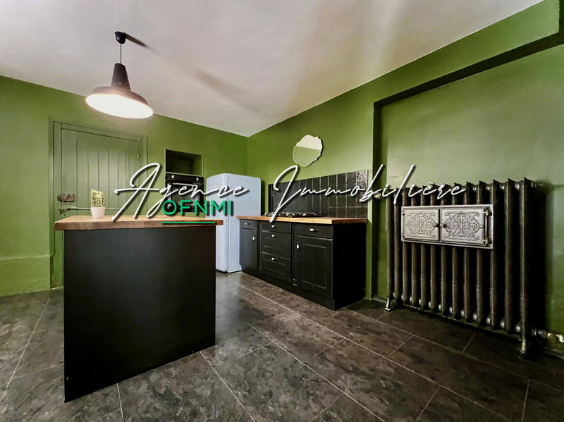 Propriété - 224 m² - 7 pièces