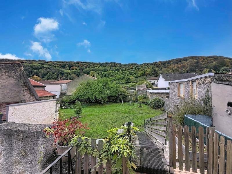 Appartement - 108 m² - 4 pièces