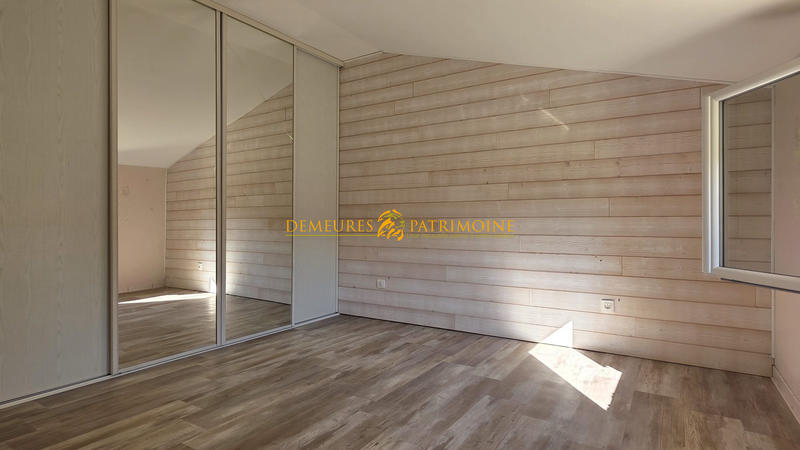 Maison - 137 m² - 6 pièces