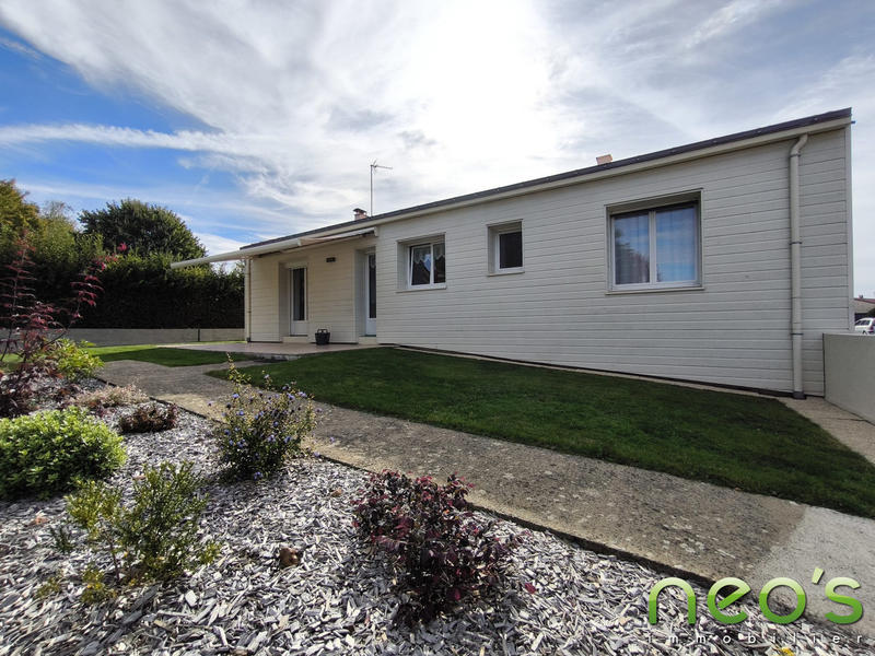 Maison traditionnelle - 92 m² - 4 pièces