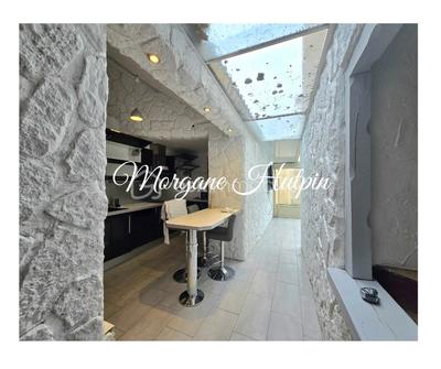 Maison de ville - 228 m² - 7 pièces