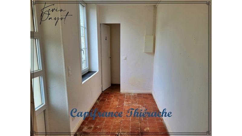 Maison - 347 m² - 18 pièces