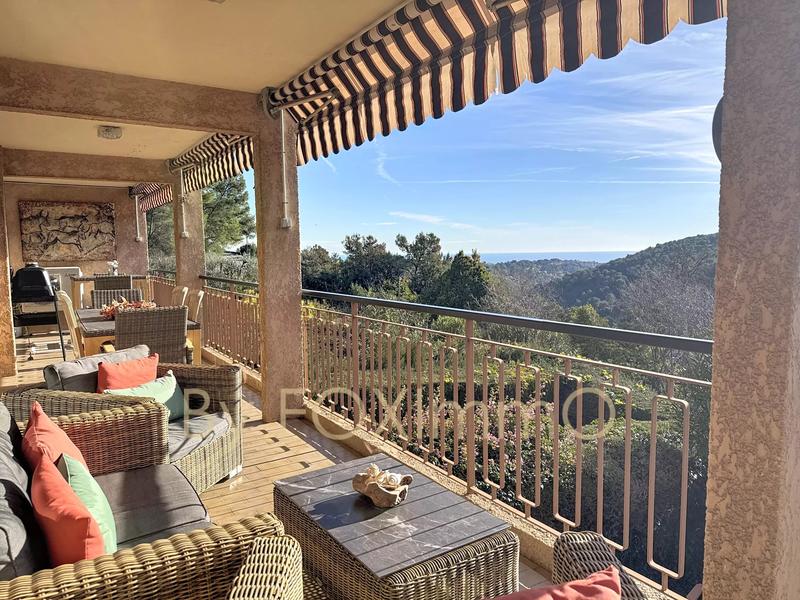 Appartement - 131 m² - 5 pièces