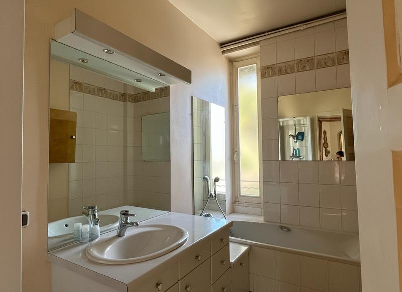 Appartement - 104 m² - 5 pièces