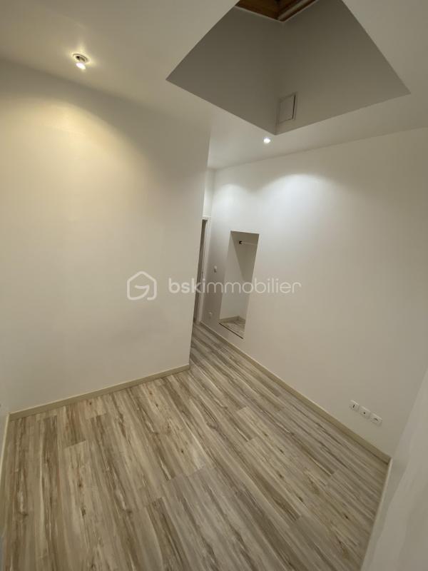 Immeuble - 84 m² - 4 pièces