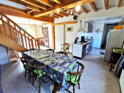 Maison - 100 m² - 5 pièces