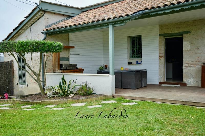 Maison - 300 m² - 9 pièces