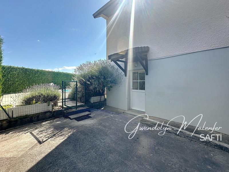 Maison - 192 m² - 8 pièces