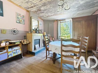 Maison - 179 m² - 8 pièces