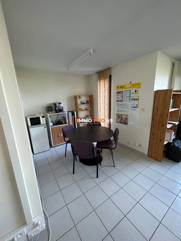 Bureau - 160 m² - 7 pièces