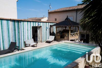 Maison - 236 m² - 9 pièces