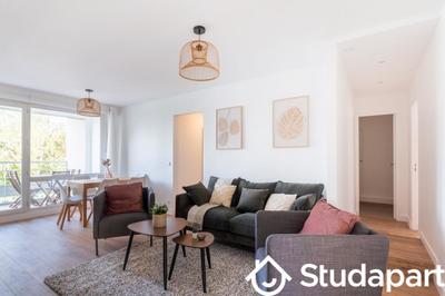 Chambre - 12 m² - 1 pièce