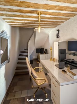 Villa - 285 m² - 8 pièces