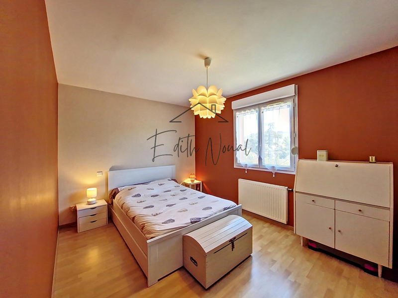 Maison - 95 m² - 5 pièces