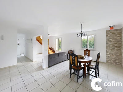 Maison traditionnelle - 118 m² - 5 pièces