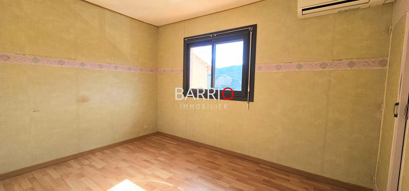 Maison - 96 m² - 5 pièces