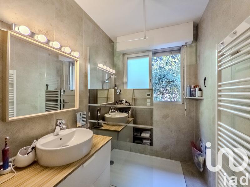 Appartement - 79 m² - 3 pièces