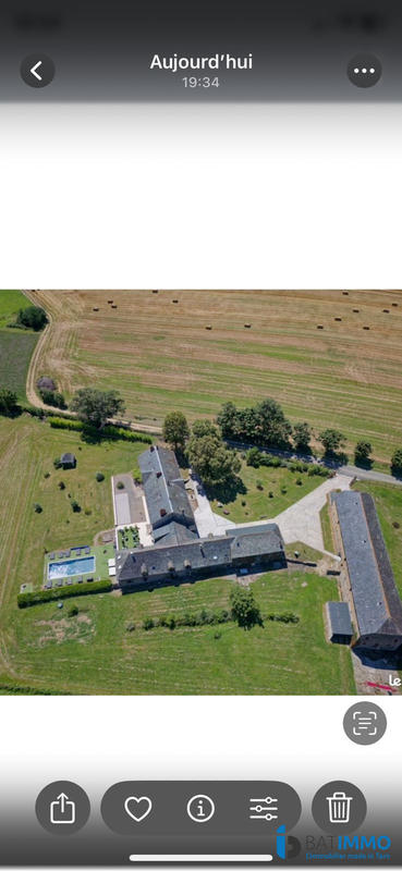 Maison - 820 m² - 18 pièces