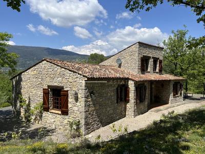 Villa - 131 m² - 7 pièces