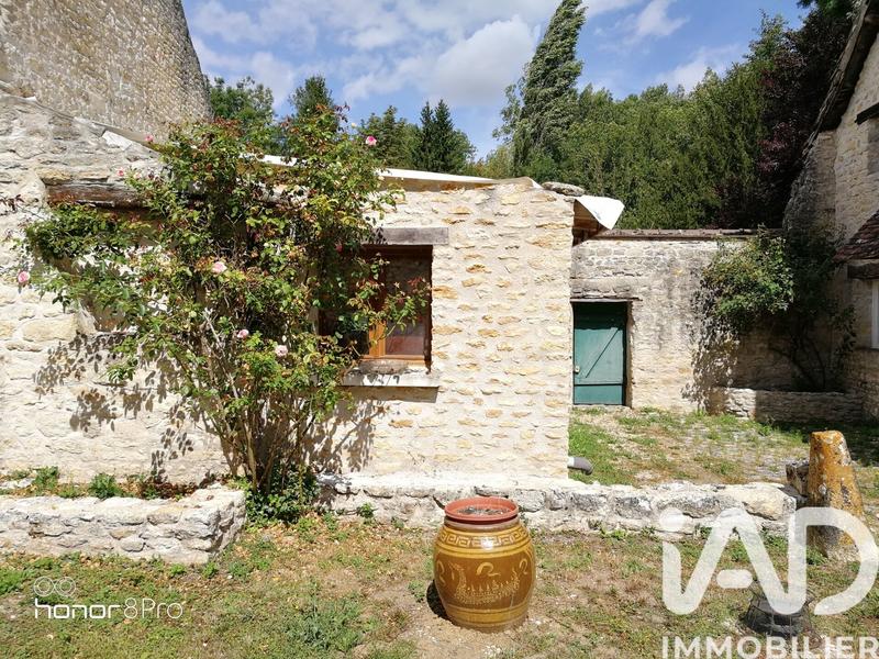 Maison - 200 m² - 8 pièces