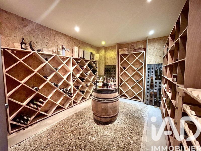 Maison - 354 m² - 12 pièces