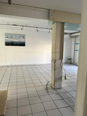 Local commercial - 194 m²