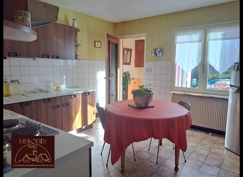 Maison de village - 100 m² - 4 pièces