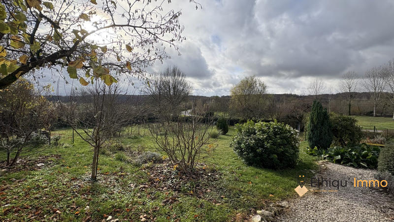 Maison ancienne - 202 m² - 7 pièces