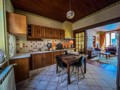 Maison - 103 m² - 6 pièces