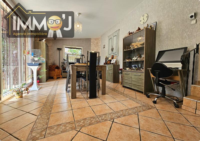 Maison - 264 m² - 7 pièces