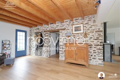 Maison - 137 m² - 5 pièces