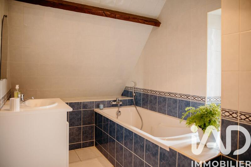 Maison - 190 m² - 6 pièces