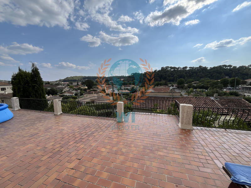 Maison - 155 m² - 6 pièces